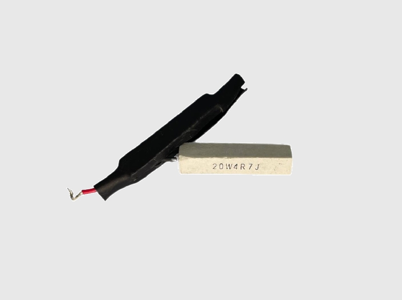 Резистор 4.7 ОМ 20ВАТ для шнековой соковыжималки Redmond RJ-930S