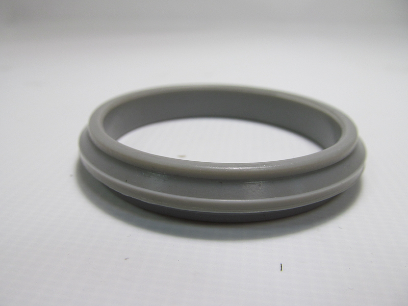 Уплотнительное кольцо для мясорубок Moulinex ME40 (HV4)