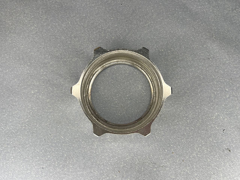 Гайка на корпус шнека для мясорубки REDMOND RMG-1245