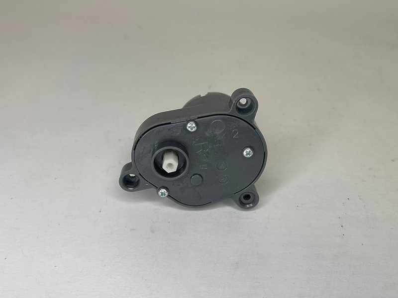 Двигатель (мотор) боковой щетки для робота-пылесоса Polaris PVCR 0726W
